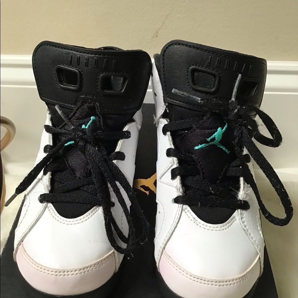 Jordan 6 Retro BP - Picture 2 of 6